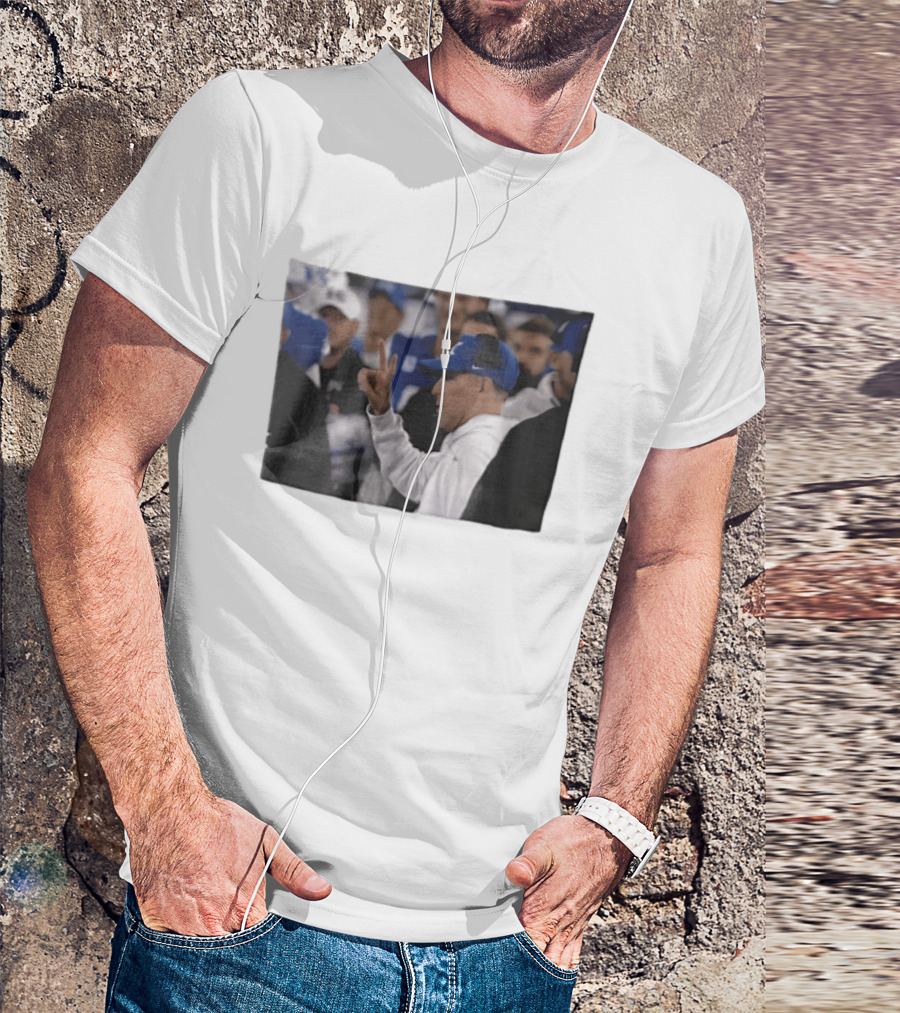 Kentucky Wildcats Mark Stoops Blue Cap Peace Sign Coach Image T-Shirt
