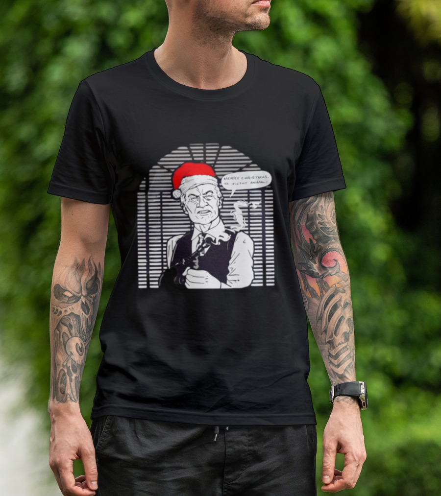 Joe Pesci Merry Christmas Ya Filthy Animal Home Alone Christmas Hat Smoking Gun Scene T-Shirt
