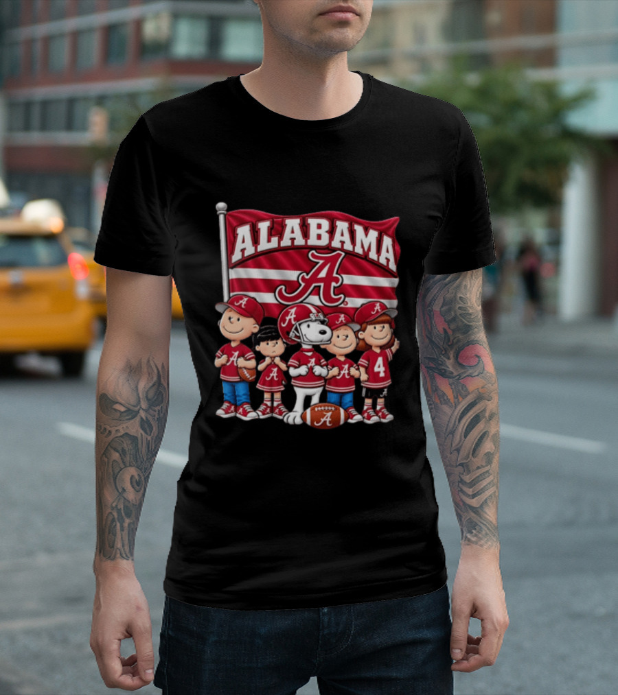 Alabama Crimson Tide NCAA Football Snoopy Charlie Brown Peanuts Characters T-Shirt