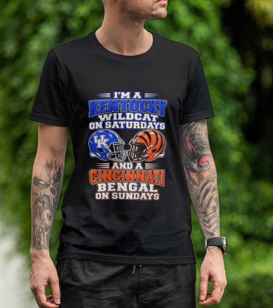 I'm A Kentucky Wildcat On Saturdays And A Cincinnati Bengal On Sundays Helmet T-Shirt