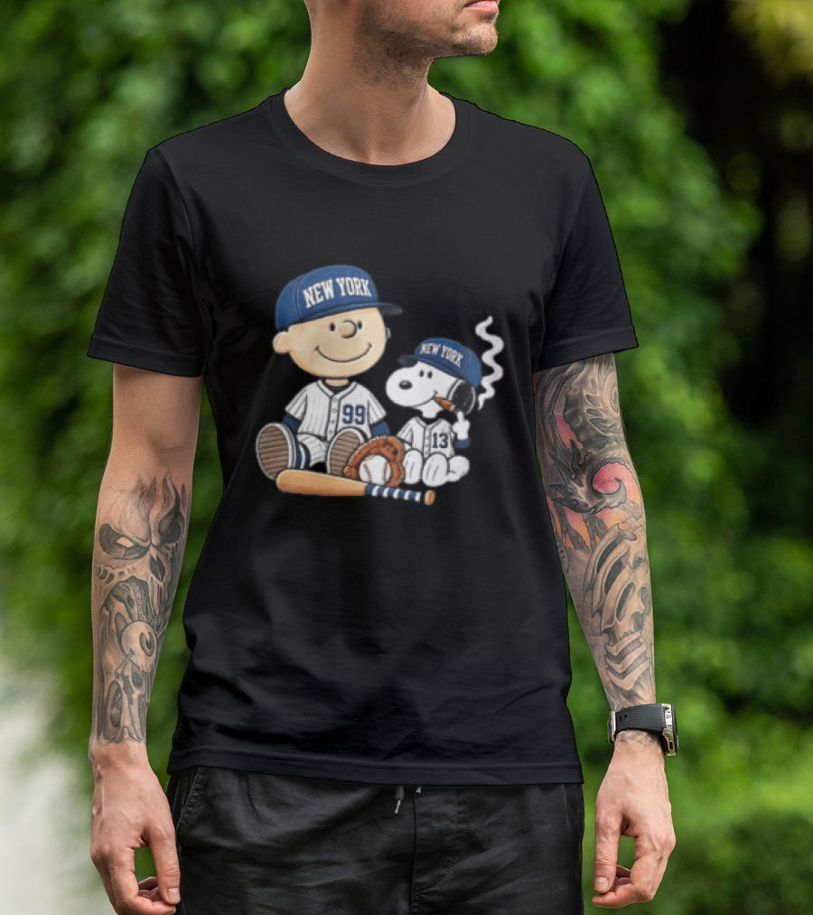 New York Yankees Charlie Brown Snoopy Baseball Uniforms Cigar T-Shirt