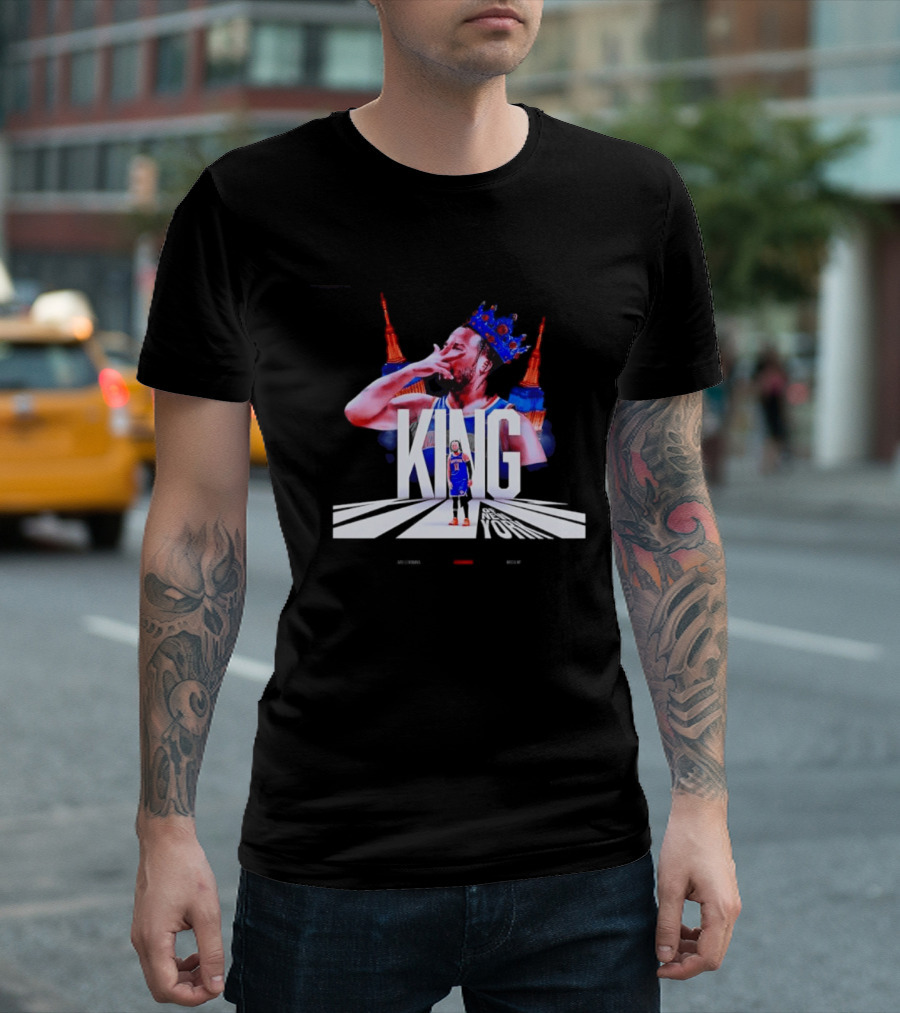 King Of New York Jalen Brunson Crown Basketball Statue Liberty Skyline T-Shirt