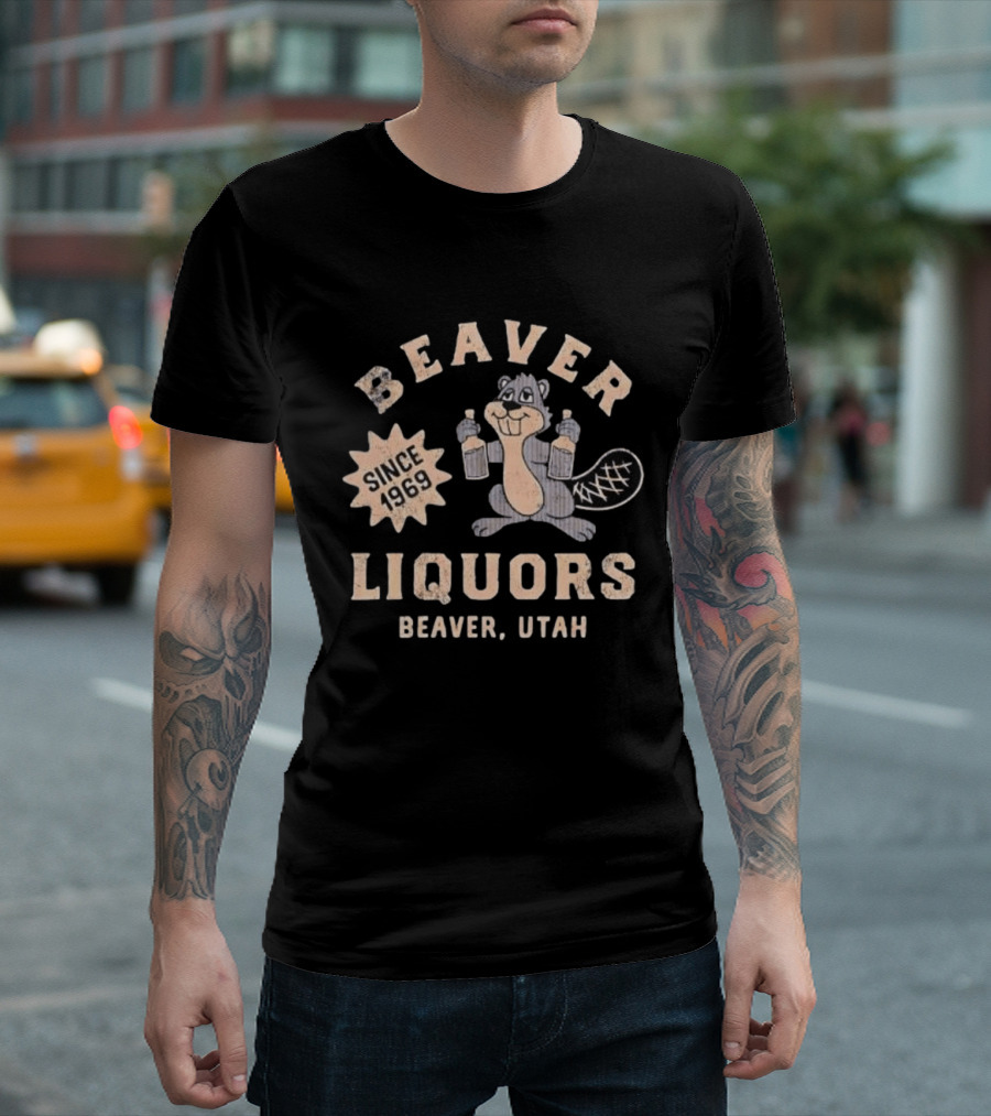 Beaver Liquors Since 1969 Beaver Utah Retro Beaver With Bottles T-Shirt