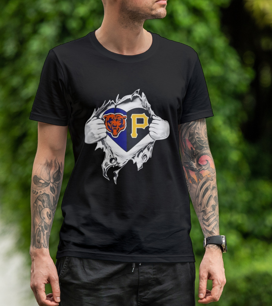 Chicago Bears Pittsburgh Pirates Heart Ripped Open Dual Team Loyalty T-Shirt