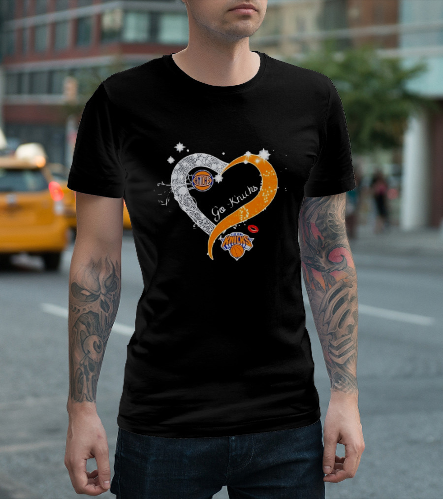 NY Knicks Heart Go Knicks Lips New York Knicks Basketball Team Fan T-Shirt