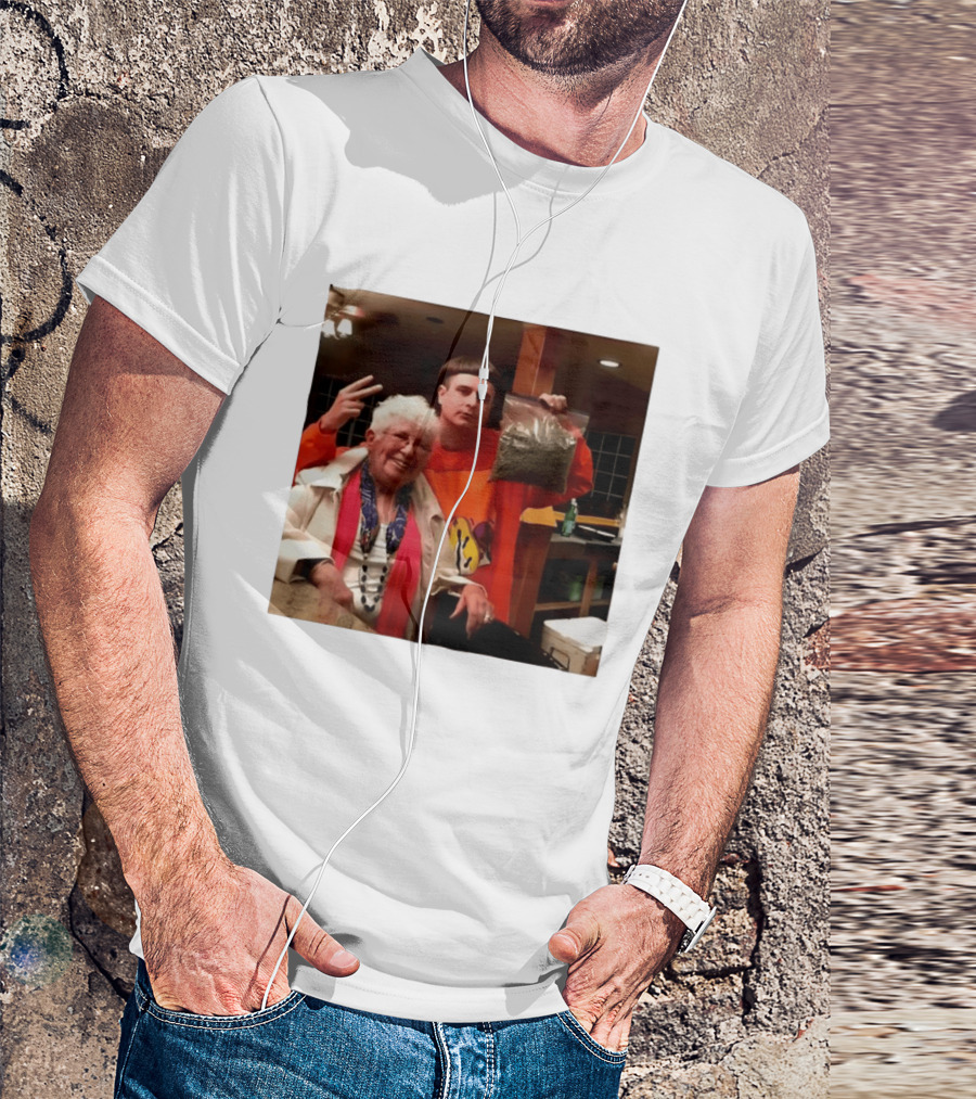 Oliver Tree Peace Sign Grandma Holding Bag T-Shirt