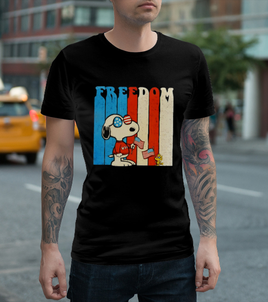 Freedom Snoopy Woodstock Peanuts USA 250th Anniversary Patriotic Celebration T-Shirt