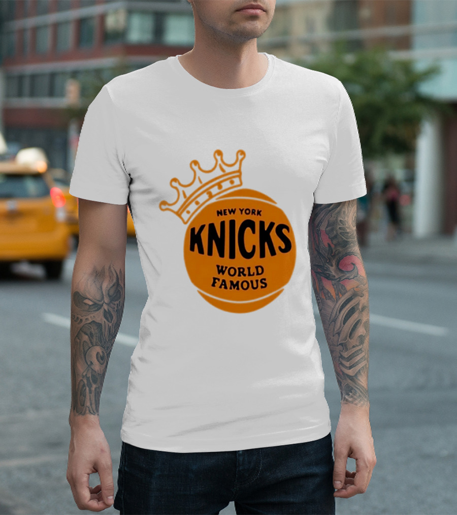 New York Knicks NBA Basketball World Famous Crown T-Shirt