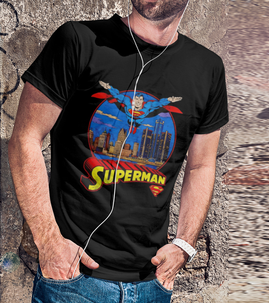 Superman Flying Over Detroit Skyline Vintage Comic T-Shirt