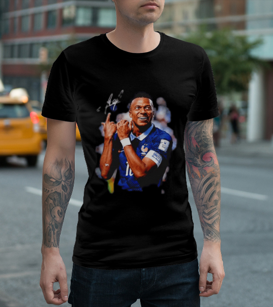 Kylian Mbappe France National Team Football World Cup Celebration T-Shirt