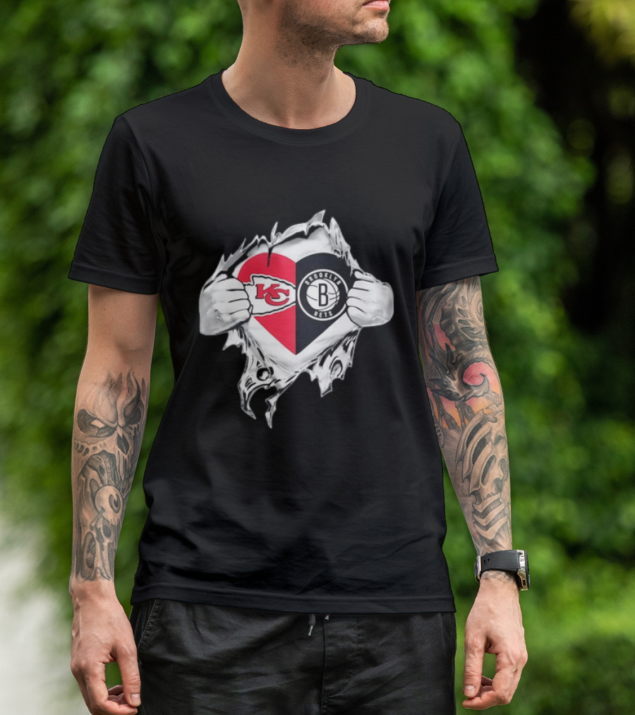 Kansas City Chiefs Brooklyn Nets Torn Heart Fan T-Shirt