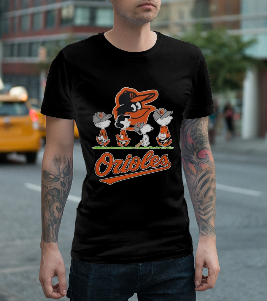 Peanuts Gang With Baseball Orioles T-Shirt