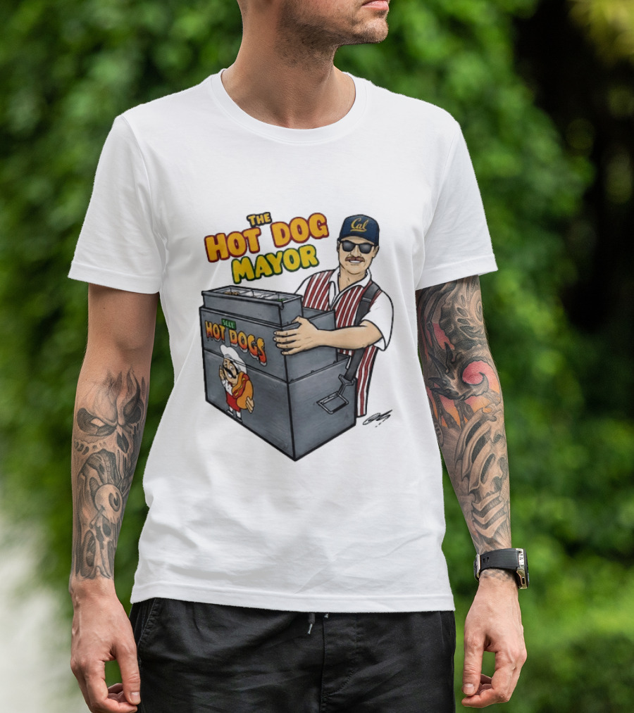 The Hot Dog Mayor Vendor With Cal Hat And Hot Dogs Cart T-Shirt