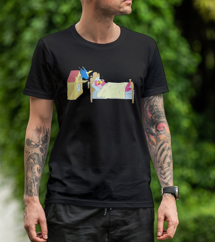 Onlyretro Pink Panther Startled Awake By Cuckoo Surprise T-Shirt