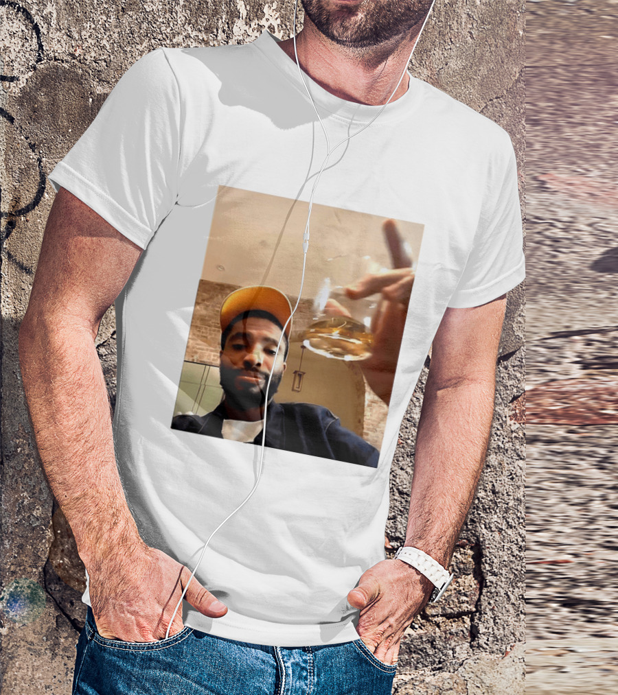Mikal Bridges New York Knicks Live Stream Hat And Cheers Moment T-Shirt