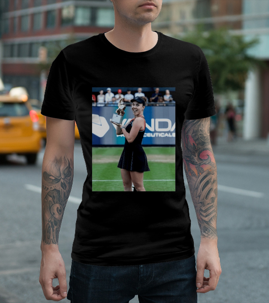 Linda Wins Tennis Title Holding Trophy On Grass Court T-Shirt