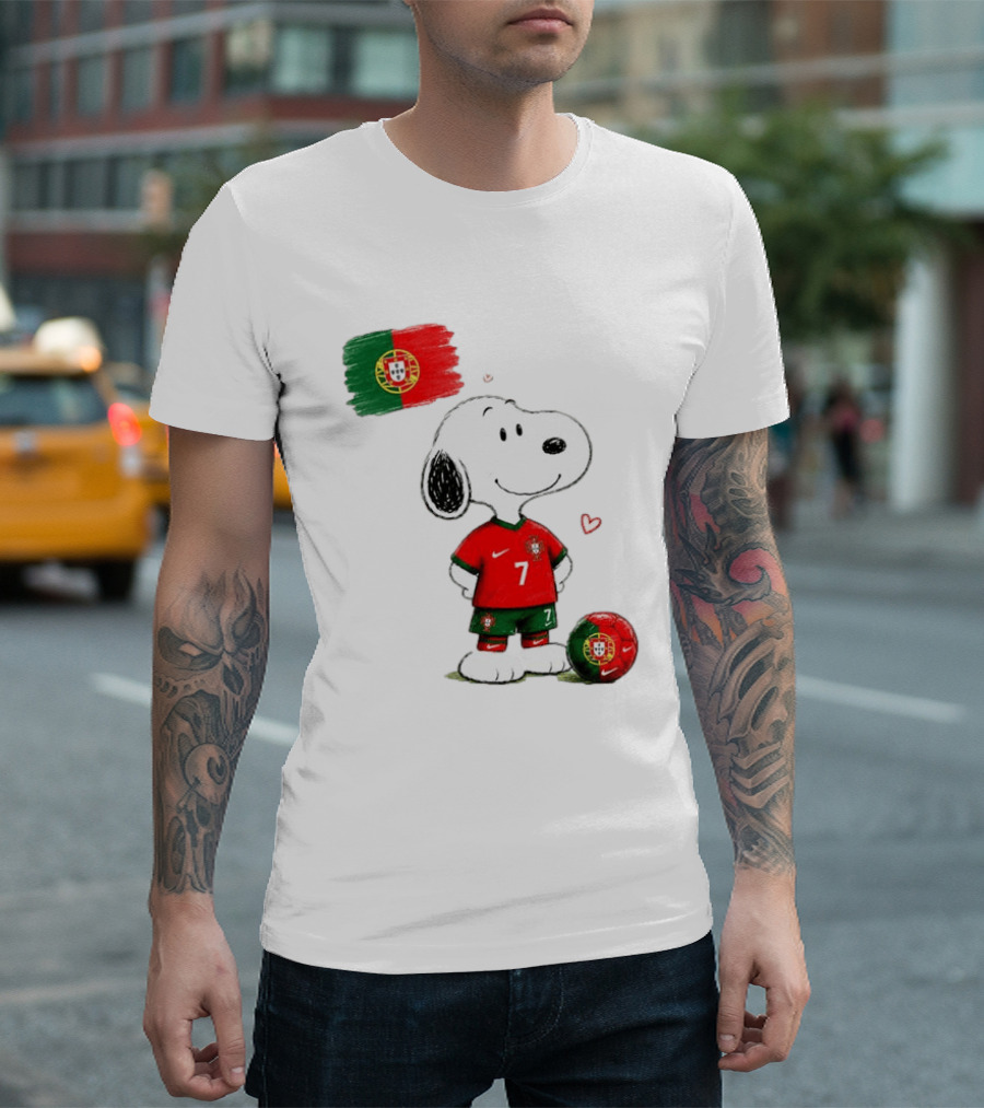 Cristiano Ronaldo Snoopy Portugal Football Number 7 Nike T-Shirt