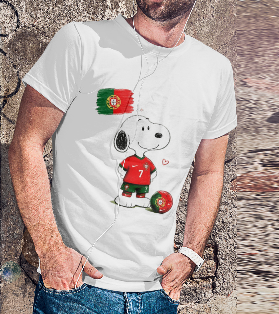 Cristiano Ronaldo Snoopy Portugal Football Number 7 Nike T-Shirt