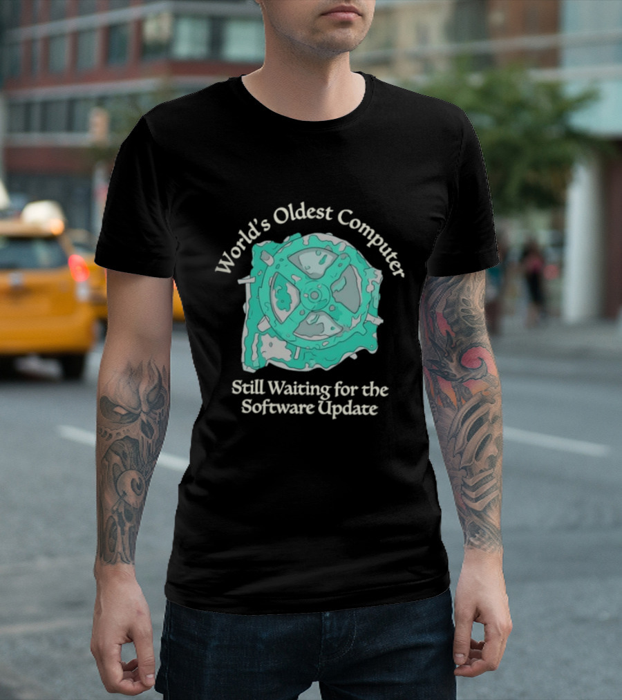 Antikythera Mechanism World's Oldest Computer Still Waiting For The Software Update T-Shirt