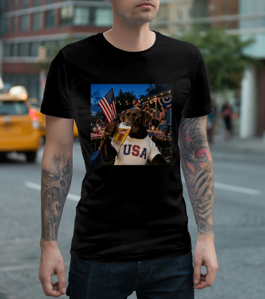 USA Chocolate Lab Drinking Beer American Flag 4th Of July Dog T-Shirt