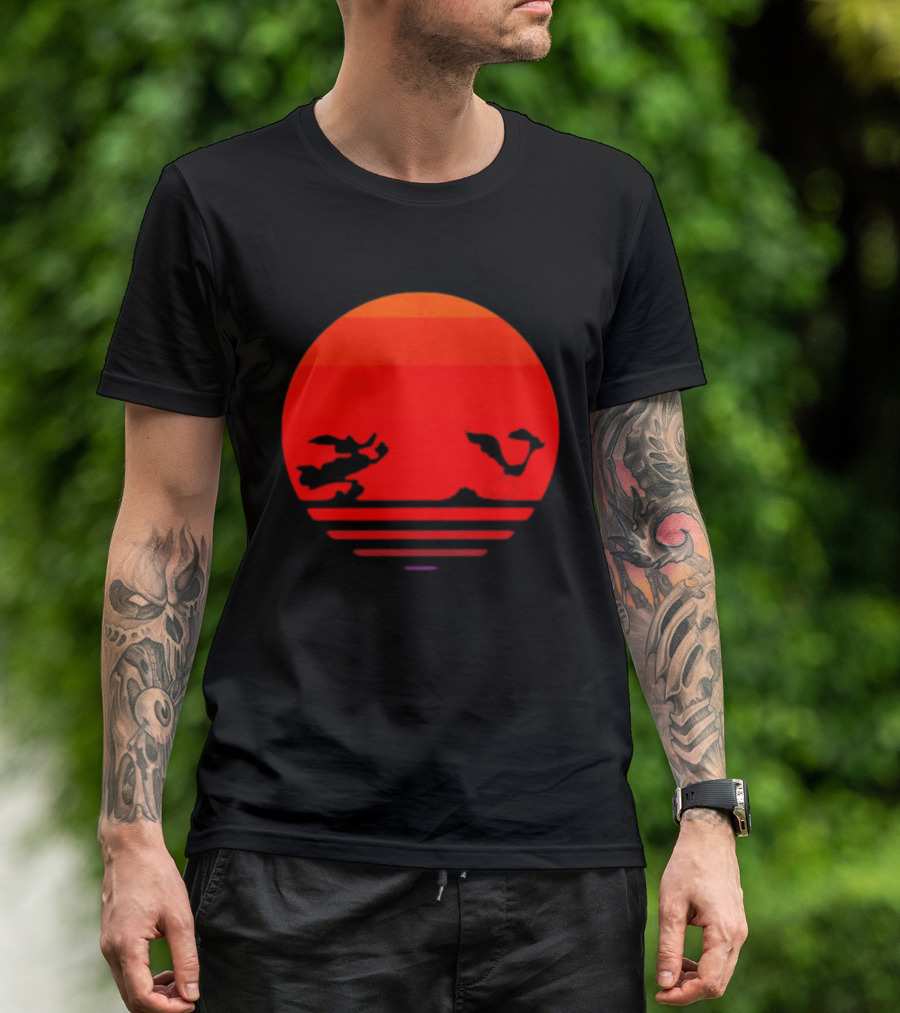 Wile E Coyote And Road Runner Sunset Chase T-Shirt