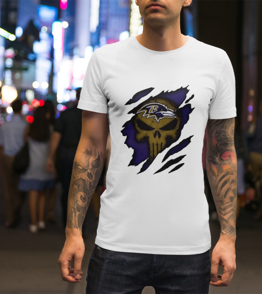 Baltimore Ravens Punisher Skull Torn Effect Fan Gear T-Shirt