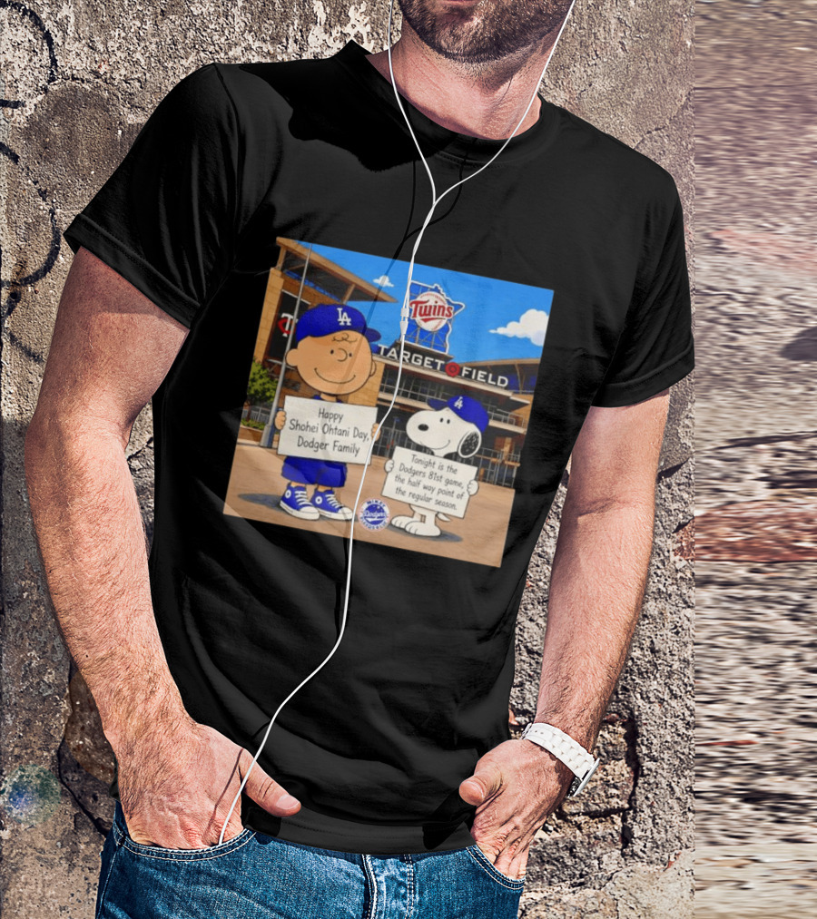 Snoopy And Charlie Brown Happy Shohei Ohtani Day Dodgers Twins Target Field T-Shirt