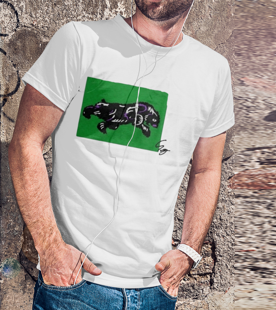 Mako Komuro 2026 Black And Purple Bear On Green T-Shirt