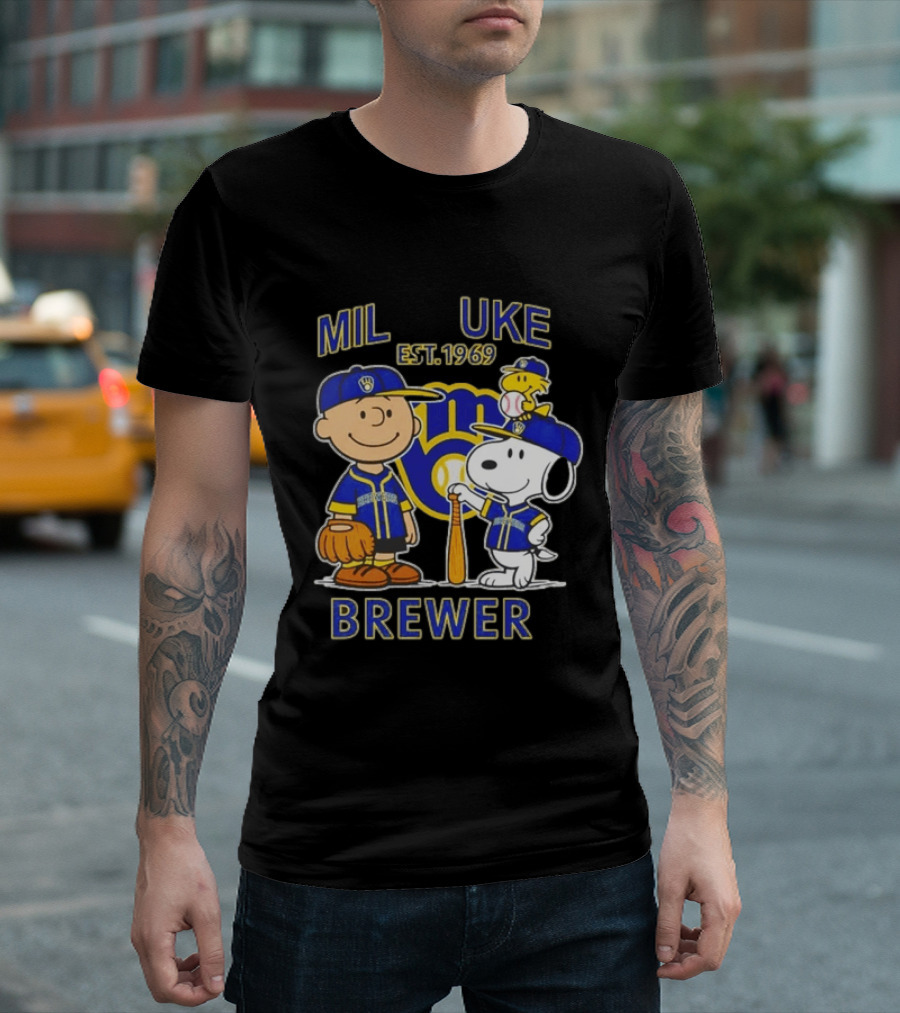Charlie Brown Snoopy Brewers Milwaukee Est 1969 Baseball T-Shirt