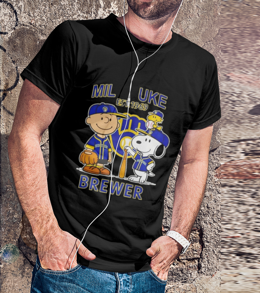 Charlie Brown Snoopy Brewers Milwaukee Est 1969 Baseball T-Shirt