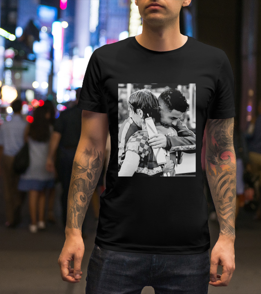 Football Unites The World Luka Modrić Cristiano Ronaldo Hug Memorial T-Shirt