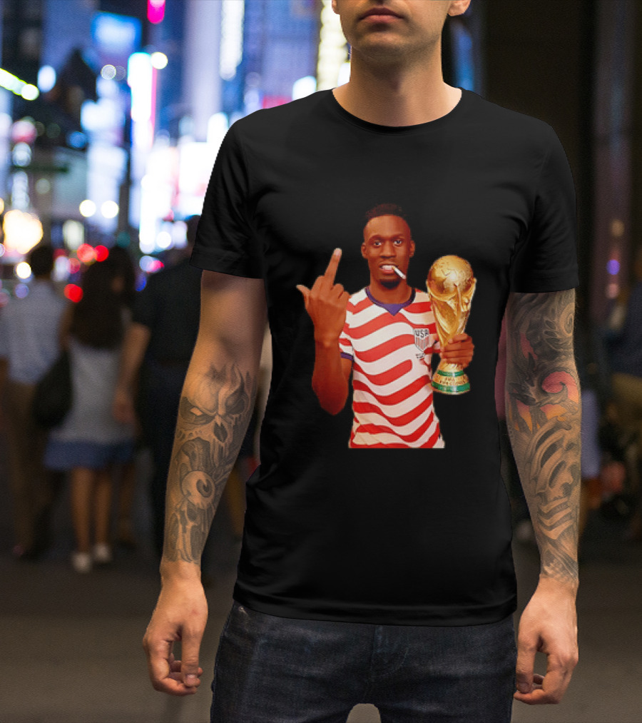 Folarin Balogun USA National Team Smoking Middle Finger World Cup Trophy T-Shirt
