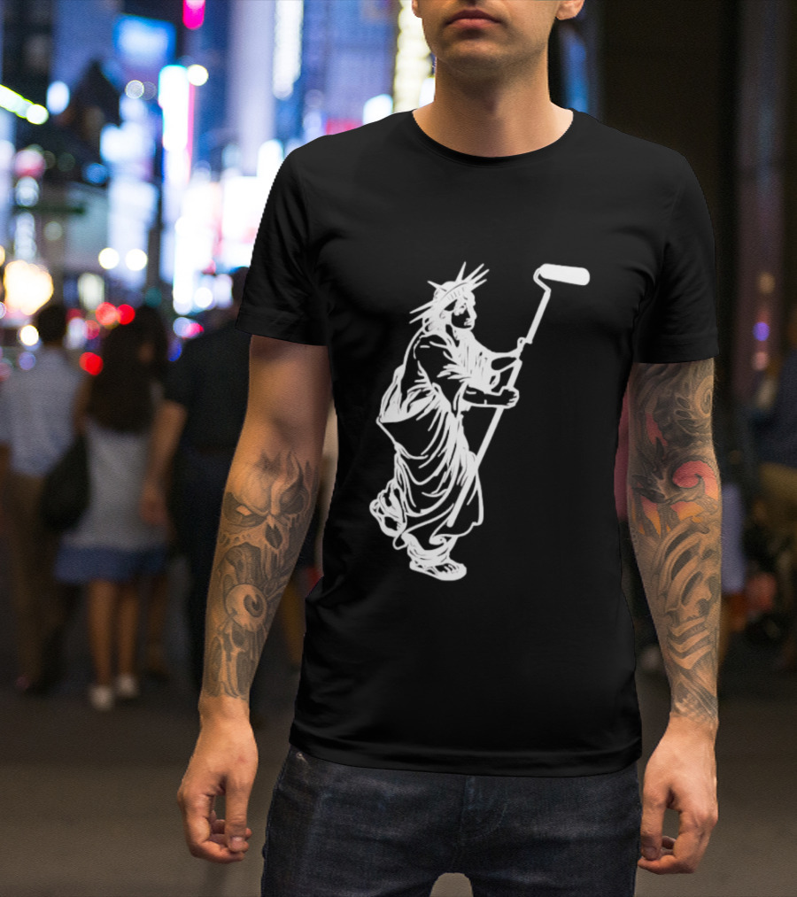 Statue Of Liberty Paint Roller Meme T-Shirt