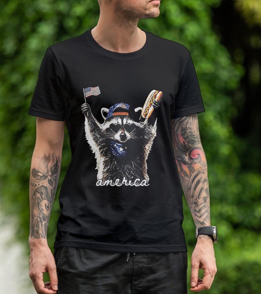 Raccoon Holding Hot Dog And Flag America 4th Of July Celebration T-Shirt