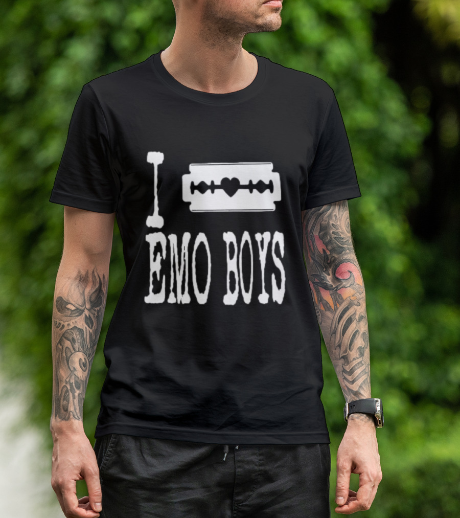 I Emo Boys Heart Razor Blade T-Shirt