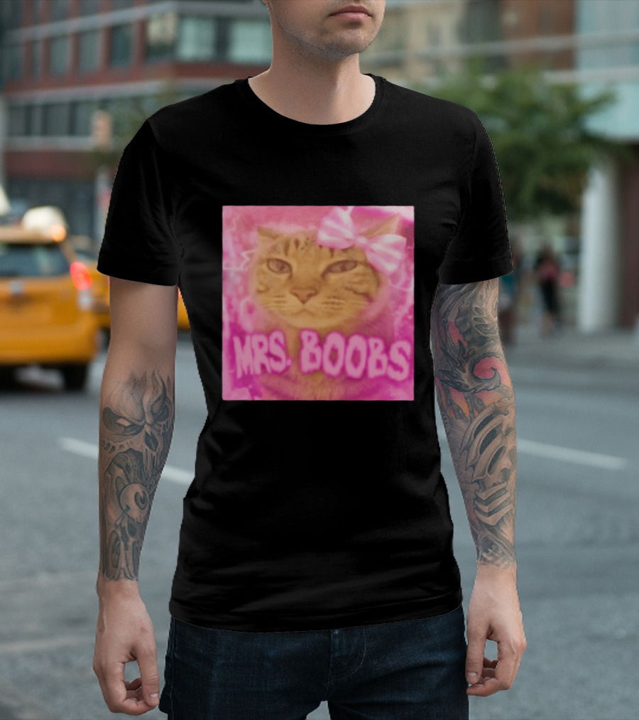 Mrs Boobs Cat Pink Aesthetic With Bow T-Shirt