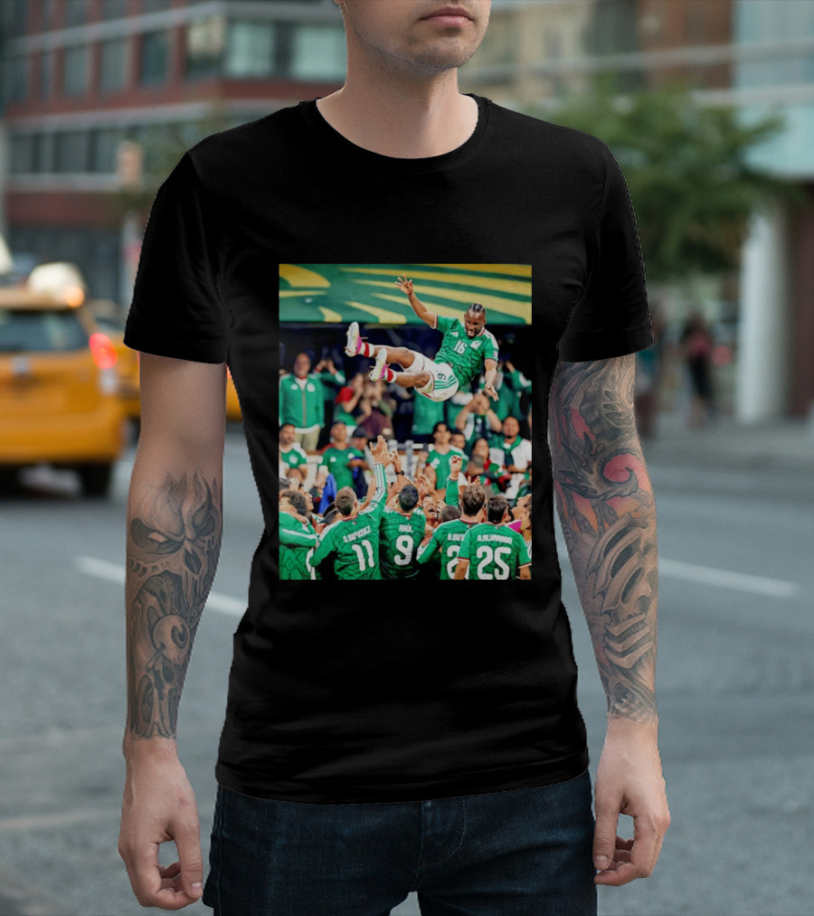 Mexican Football Celebration Julián Quiñones S. Giménez Raúl A. Alvarado Team Spirit T-Shirt