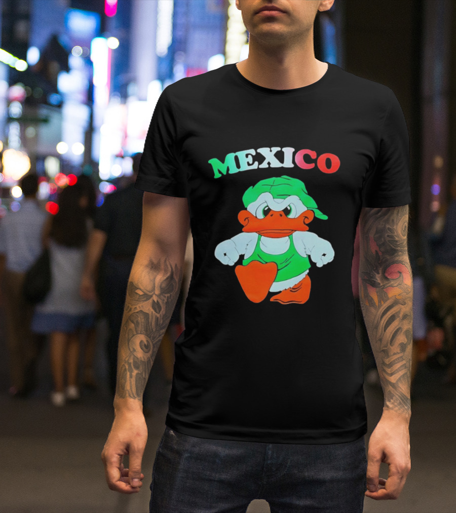 Mexico Duck Cartoon Green Outfit T-Shirt