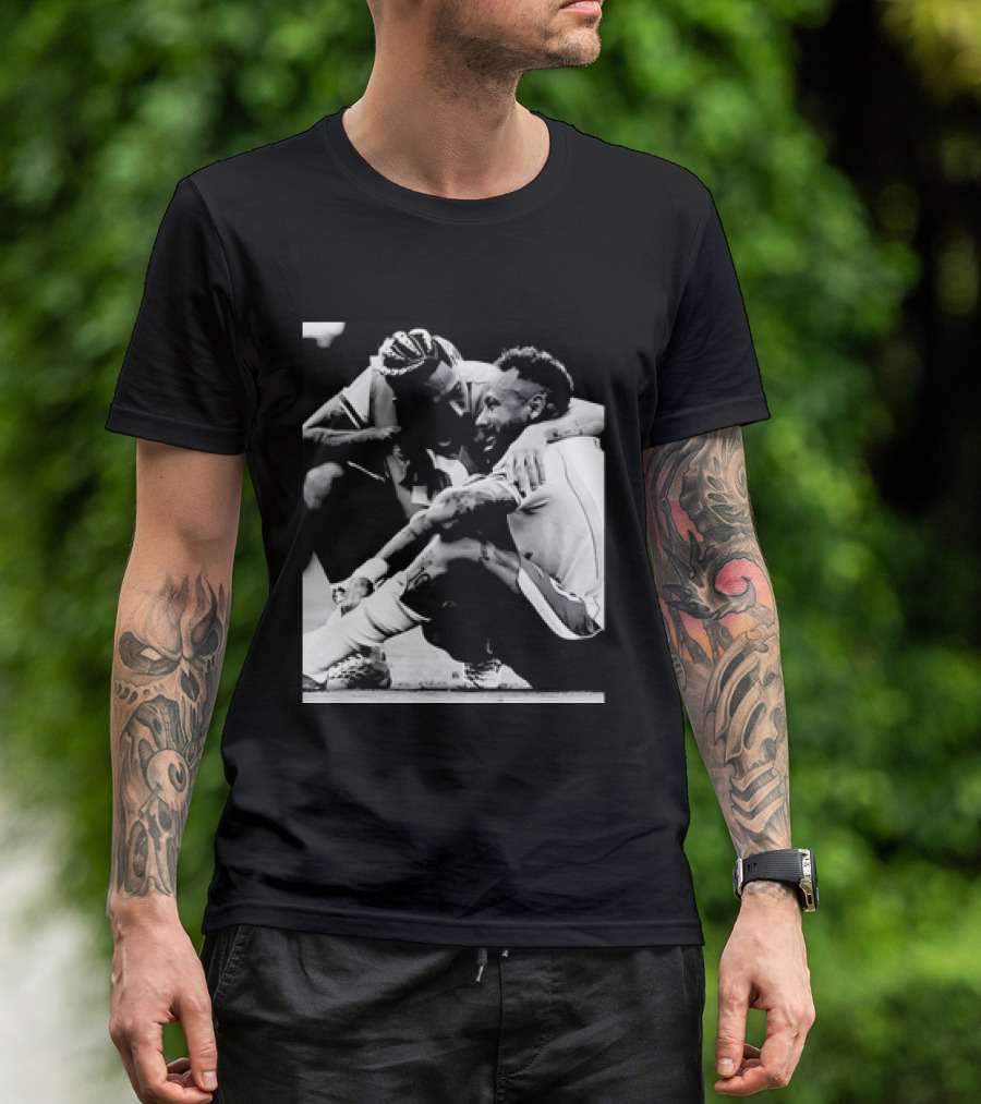 Neymar Jr And Raphinha Emotional Moment Brazil National Football Team T-Shirt