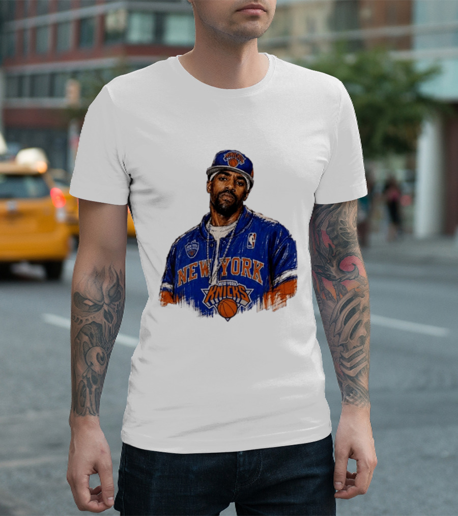 Kyrie Irving New York Knicks New Yorks Finest To The World Manhattan Knicks T-Shirt