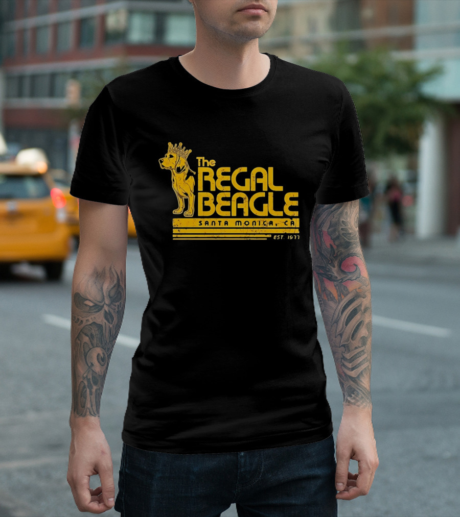 The Regal Beagle Santa Monica CA Est 1977 Crowned Dog T-Shirt
