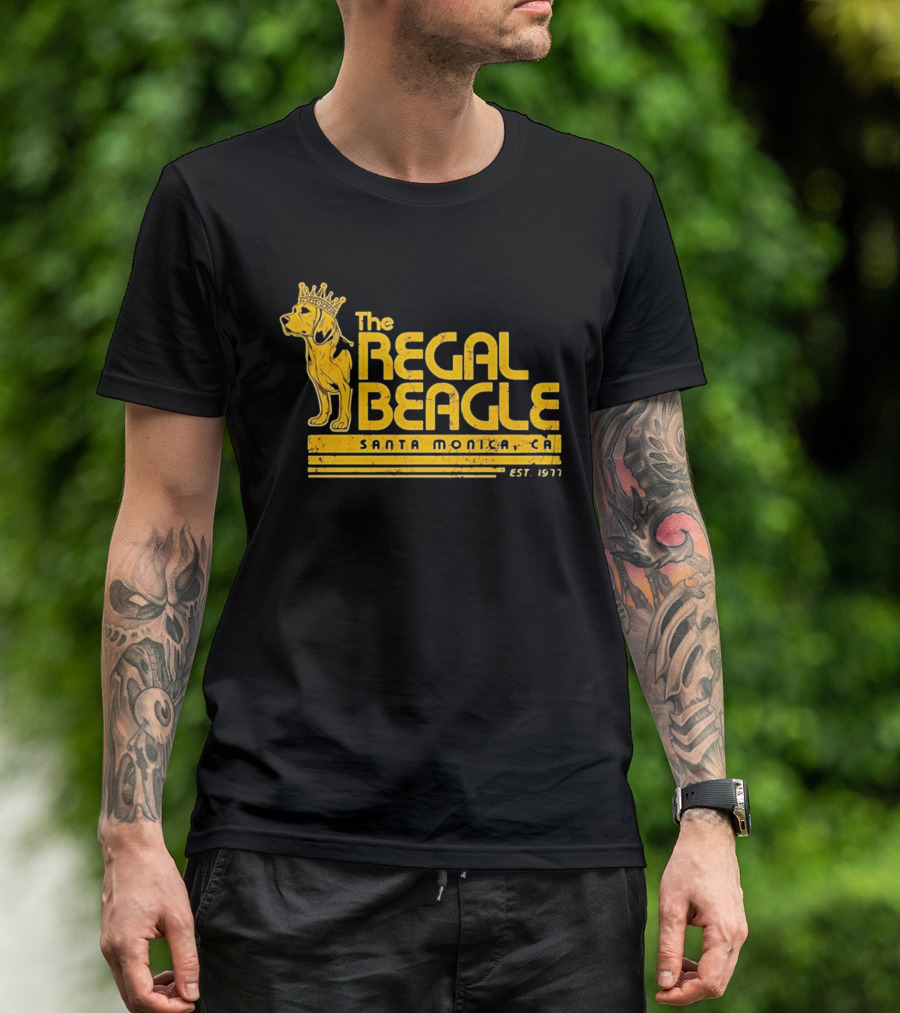 The Regal Beagle Santa Monica CA Est 1977 Crowned Dog T-Shirt