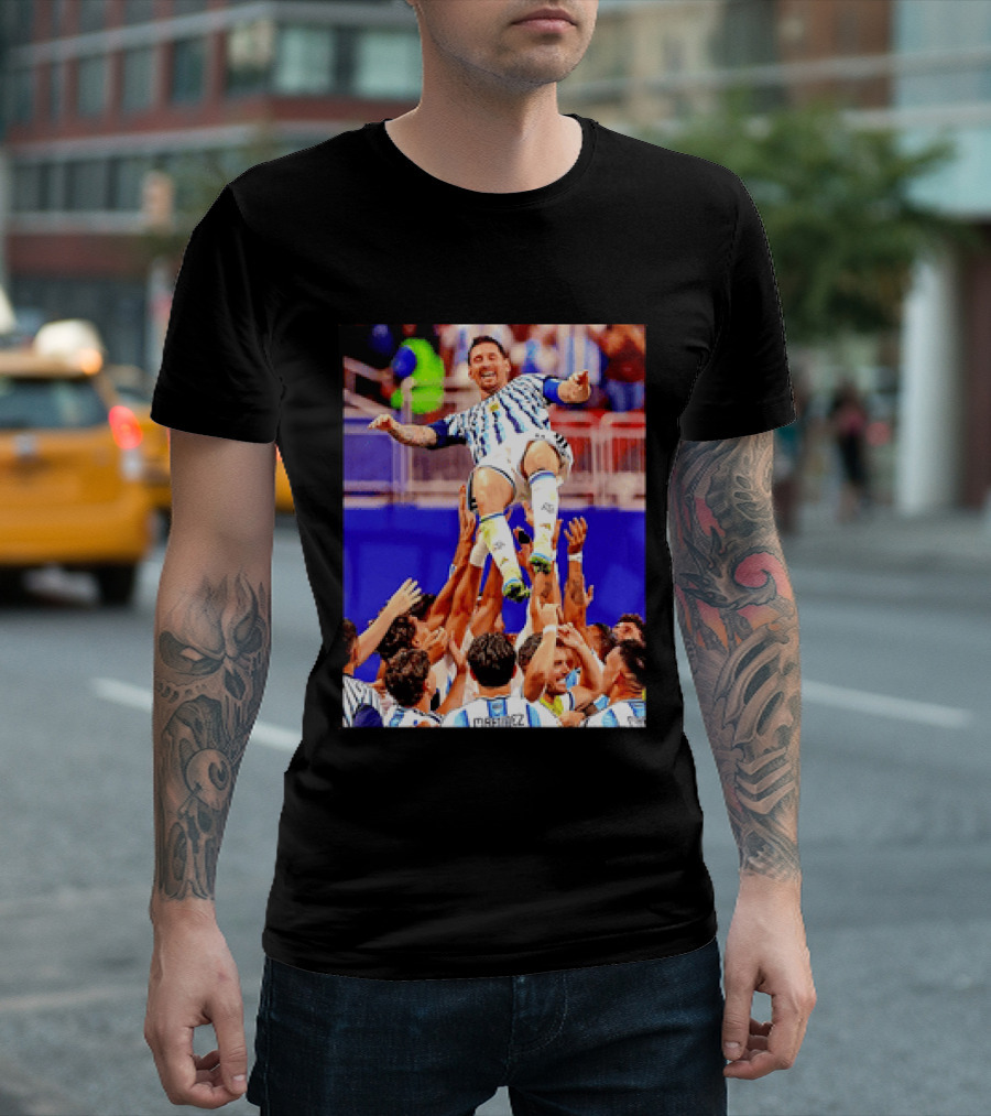Lionel Messi Argentina Victory Celebration Team Lift T-Shirt