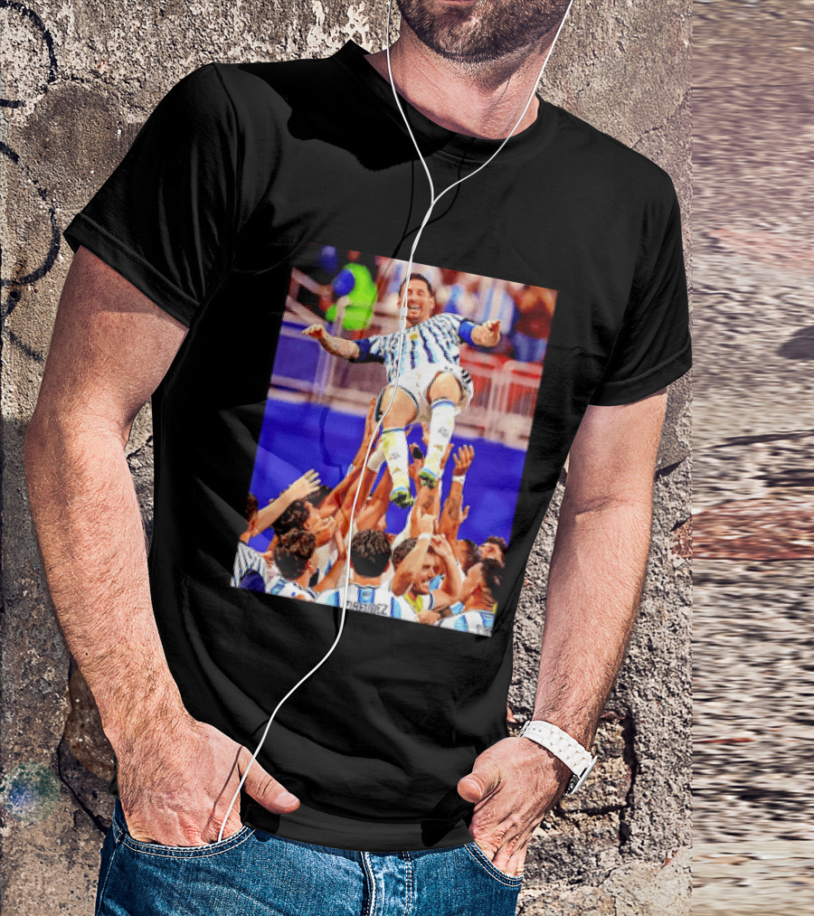 Lionel Messi Argentina Victory Celebration Team Lift T-Shirt