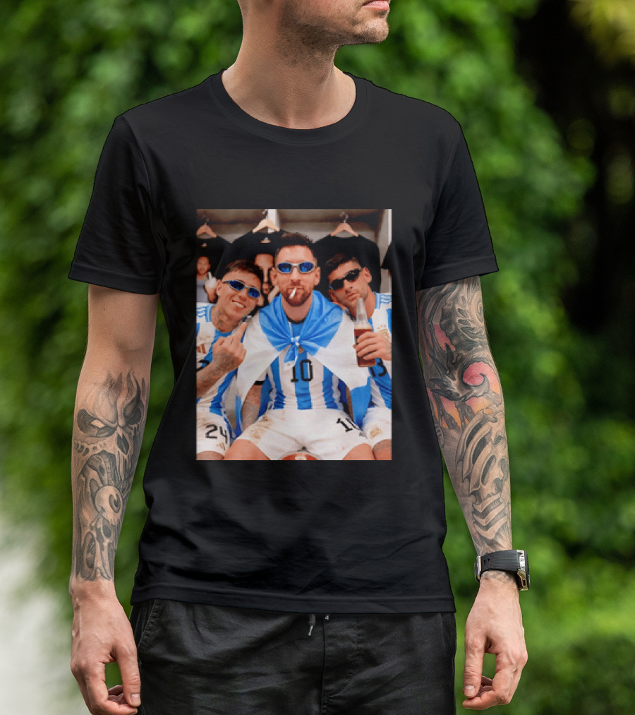 Argentina National Team Lionel Messi Enzo Fernandez Cristian Romero Celebration T-Shirt