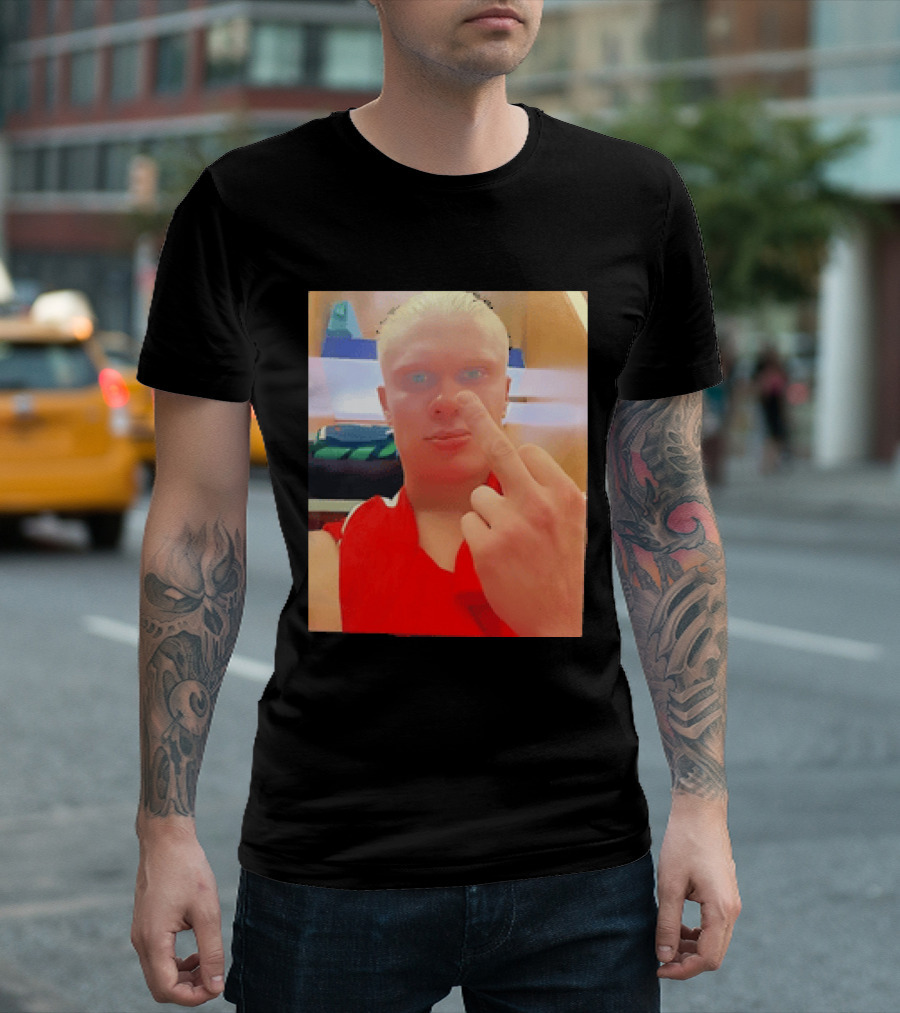 Norway Erling Haaland Middle Finger Selfie T-Shirt