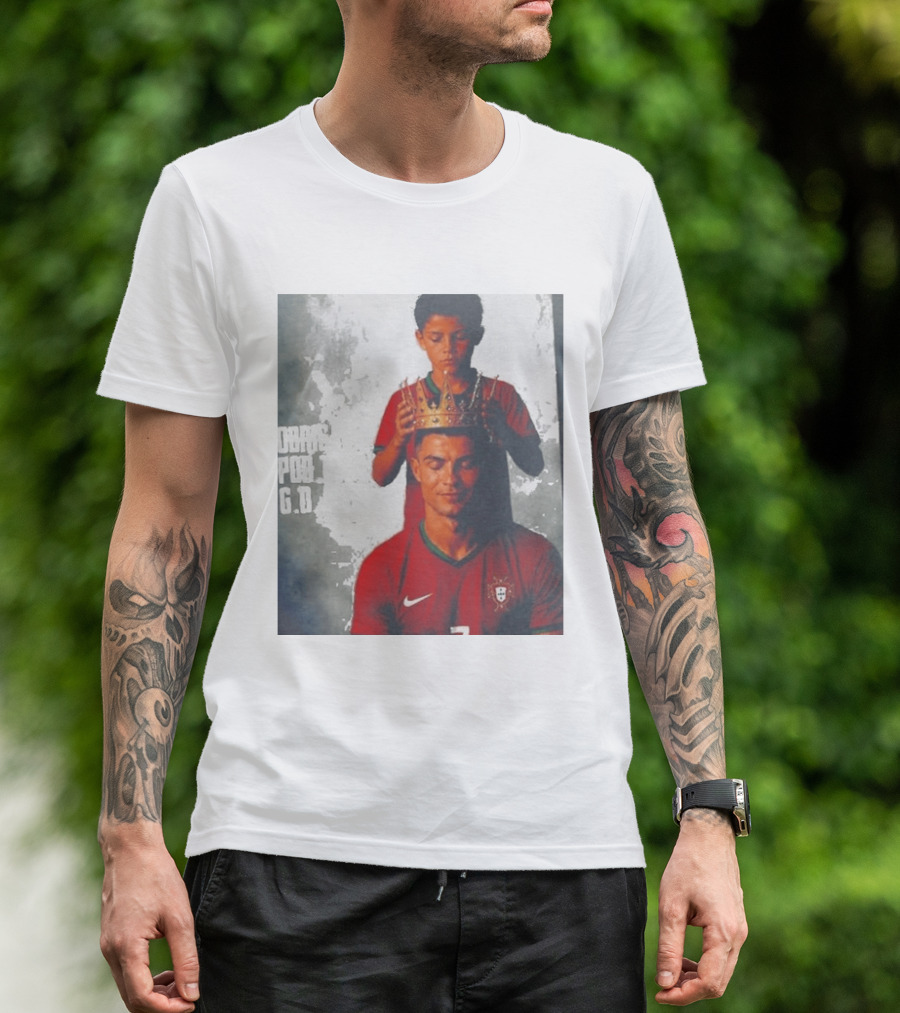 Cristiano Ronaldo Portugal Obrigado Por Tudo GOAT Crowned King Soccer Legend T-Shirt