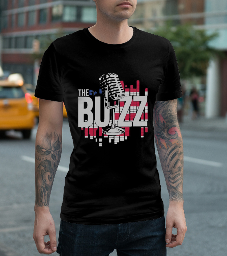 Podcast The Buzz Microphone T-Shirt