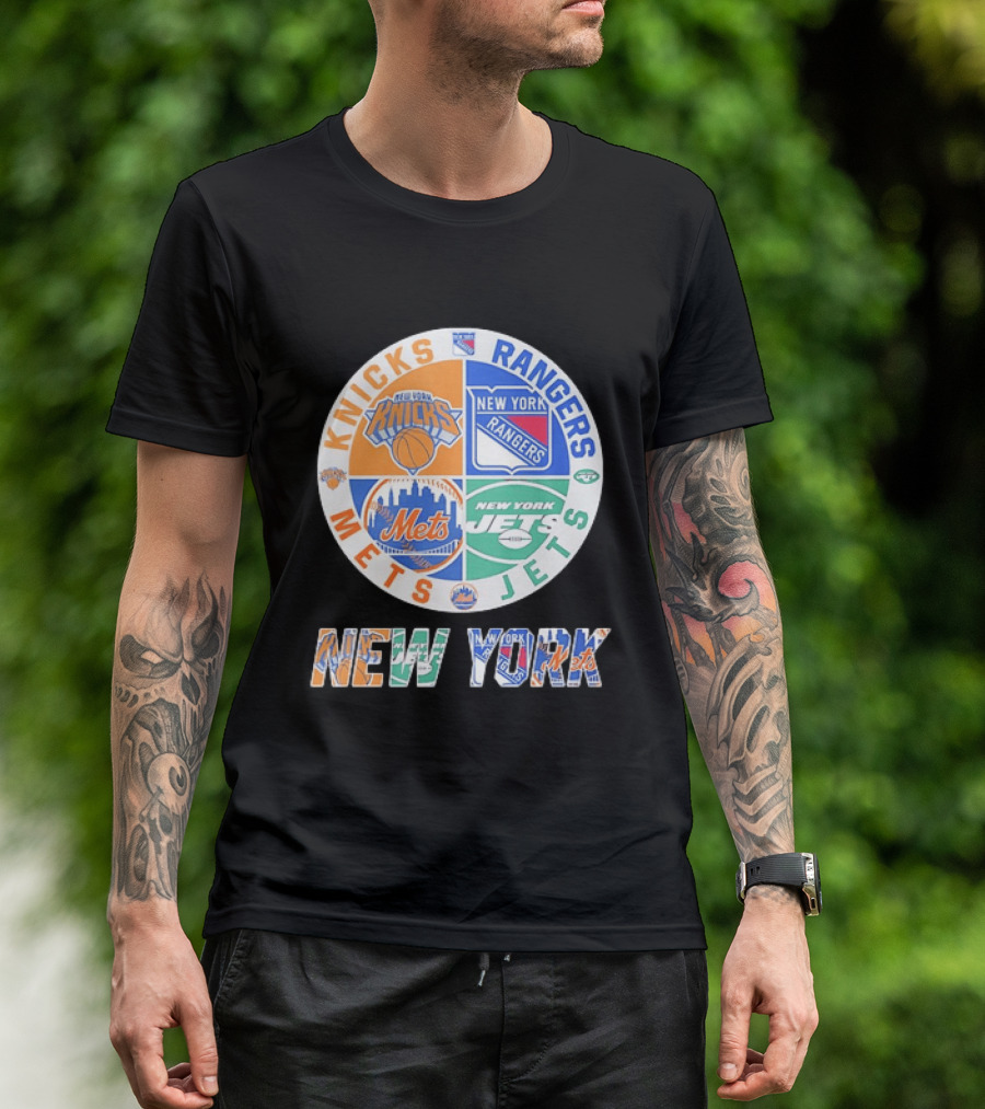 New York Knicks Rangers Mets Jets Fan Logos NY Sports Team Circle T-Shirt