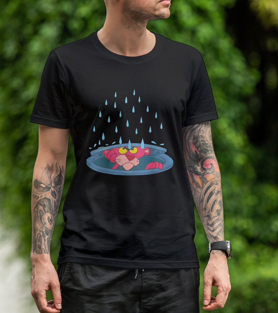 Pink Panther Peek Manhole Rainstorm Scene T-Shirt